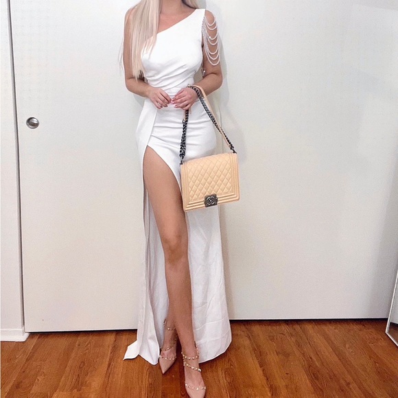 NWT white long dress - Picture 1 of 4